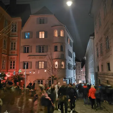 Goldene Pastete - Urban Luxury Center Graz