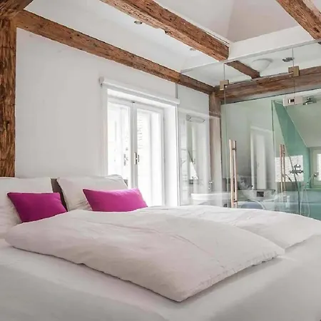 Goldene Pastete - Urban Luxury Center Daire *