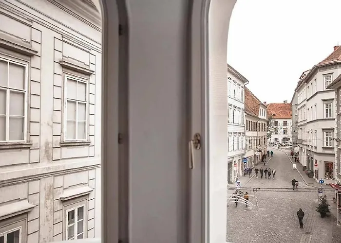 Апартаменты Goldene Pastete - Boutique Apartments City Center Graz